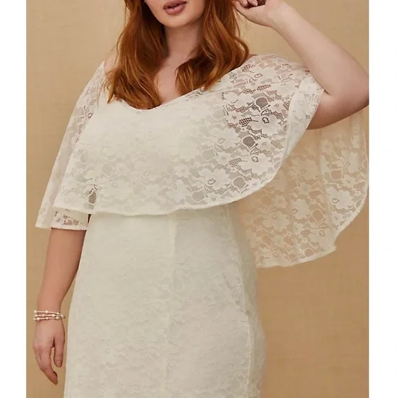 Torrid Women’s Plus Size Ivory Lace Capelet Wedding Dress Size 16 - Picture 3 of 12